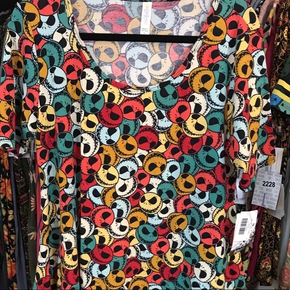 M LuLaRoe Disney perfect T - Picture 1 of 1